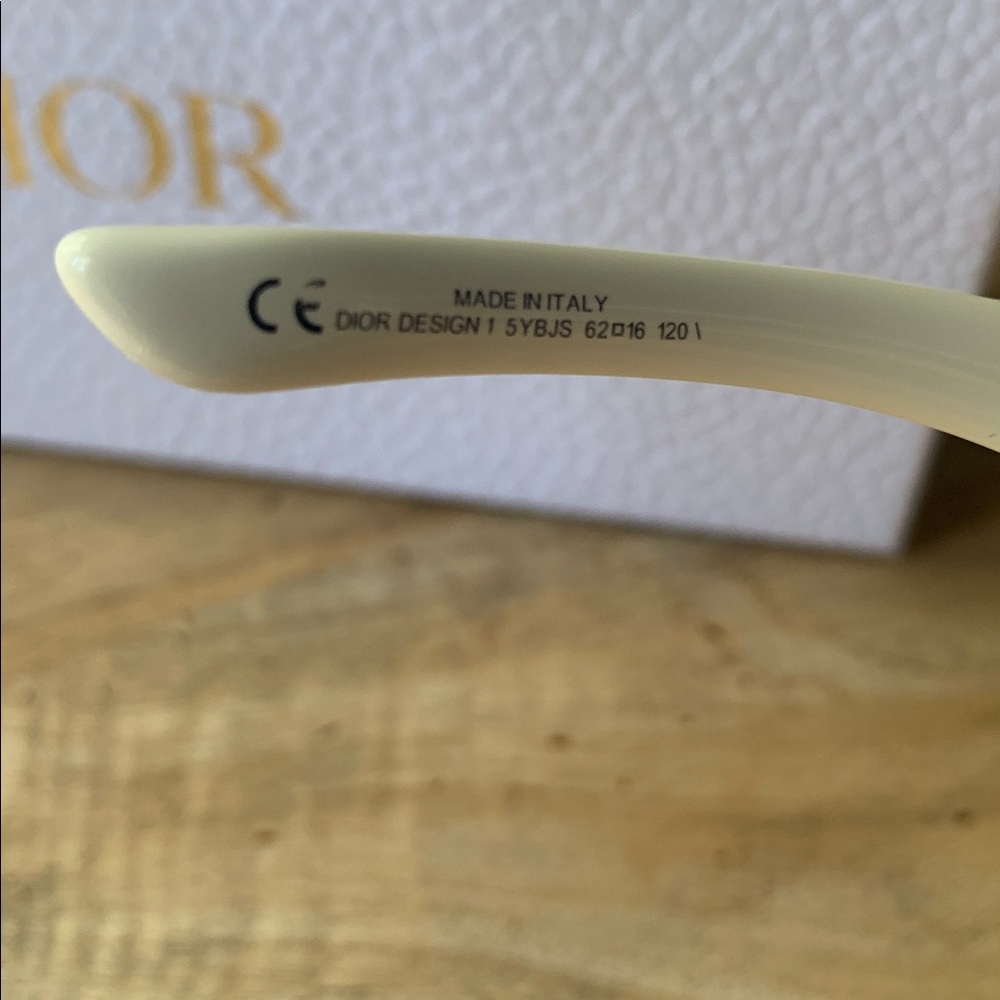 DIOR Cream Sunglasses with Gold Accent - Picture 6 of 13